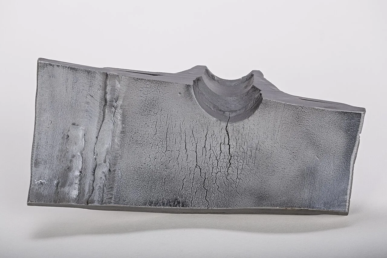 Representative branching stress corrosion cracks adjacent to a welded reinforcement collar